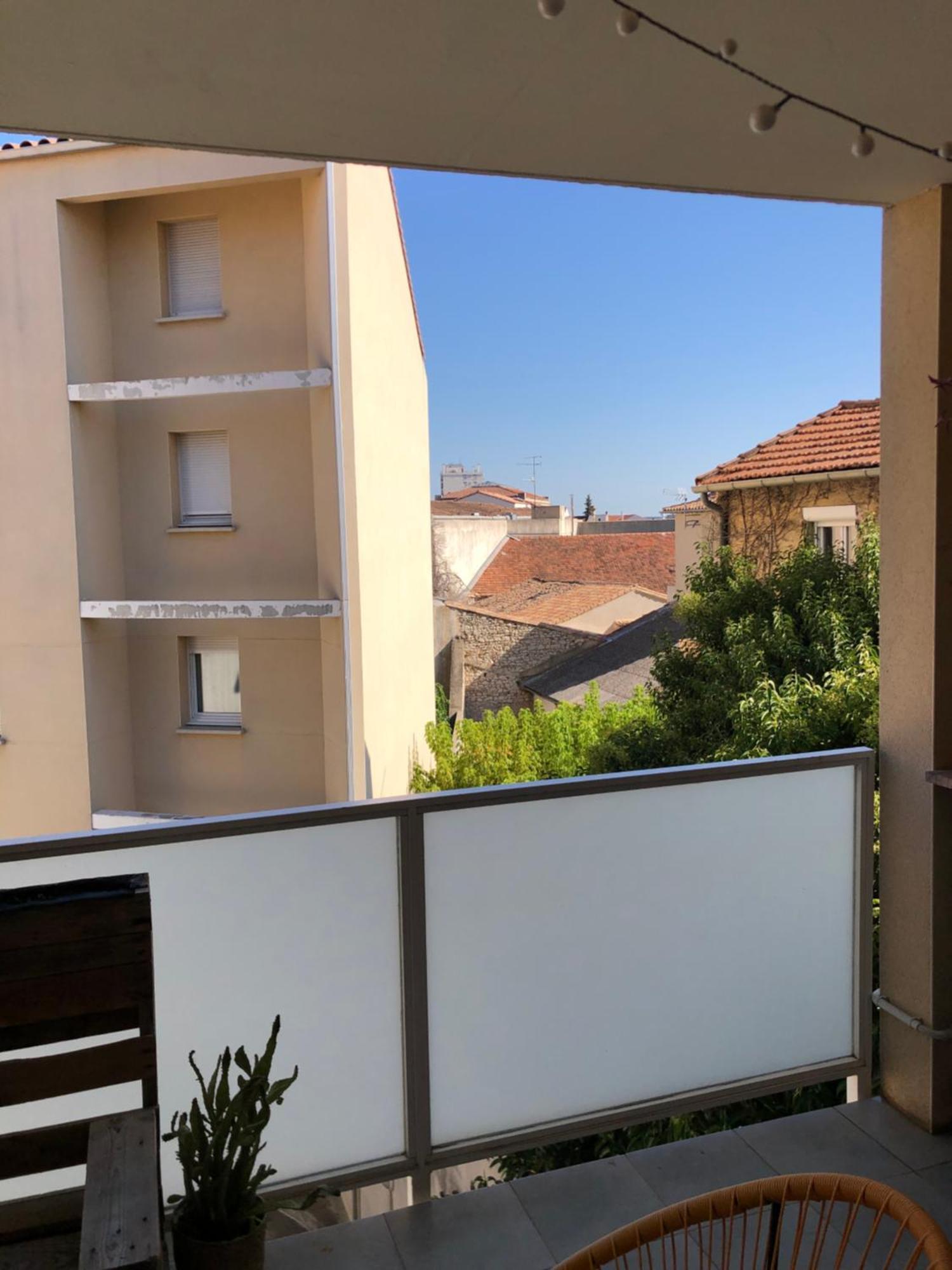 Bel Appartement Nimois Au Calme Avec Balcon 尼姆 外观 照片